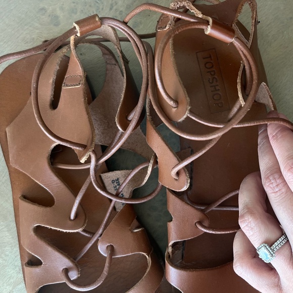 TOPSHOP Leather ‘Fig’ Lace Up Gladiator Sandals - size 36 EU (5 US) - Picture 2 of 4
